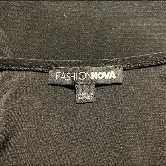 Fashion nova black open sleeve body suit - Picture 2 of 7